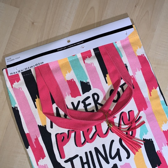 Crafty Person’s Canvas Tote Bag and Matching Zip Pouch - Picture 2 of 8